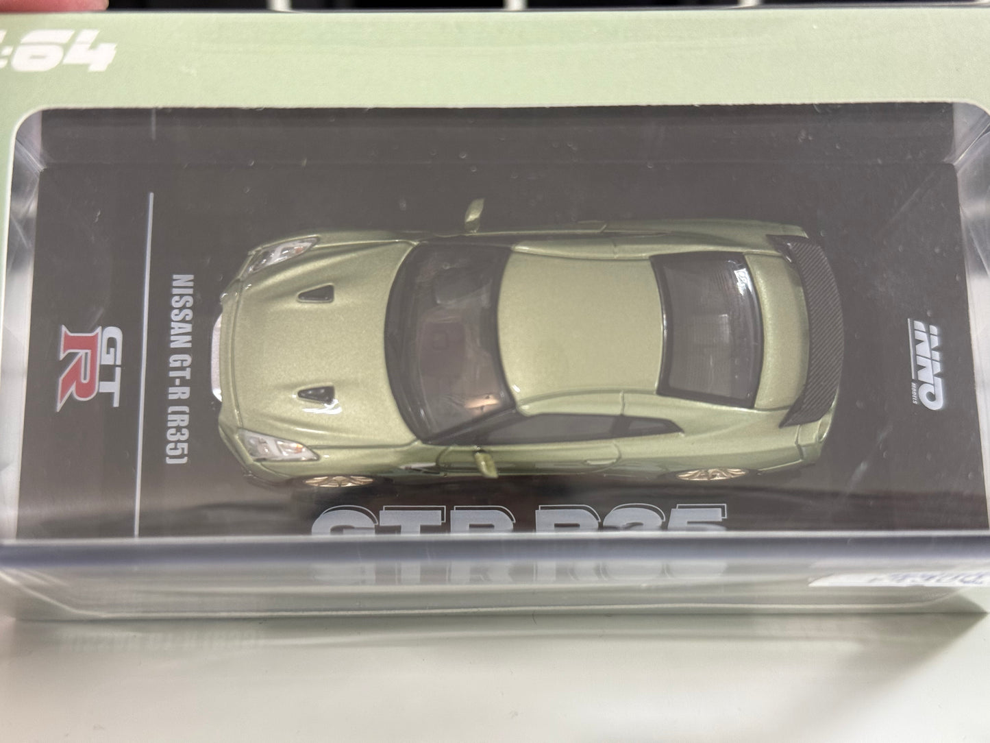 1:64 Millennium Jade R35